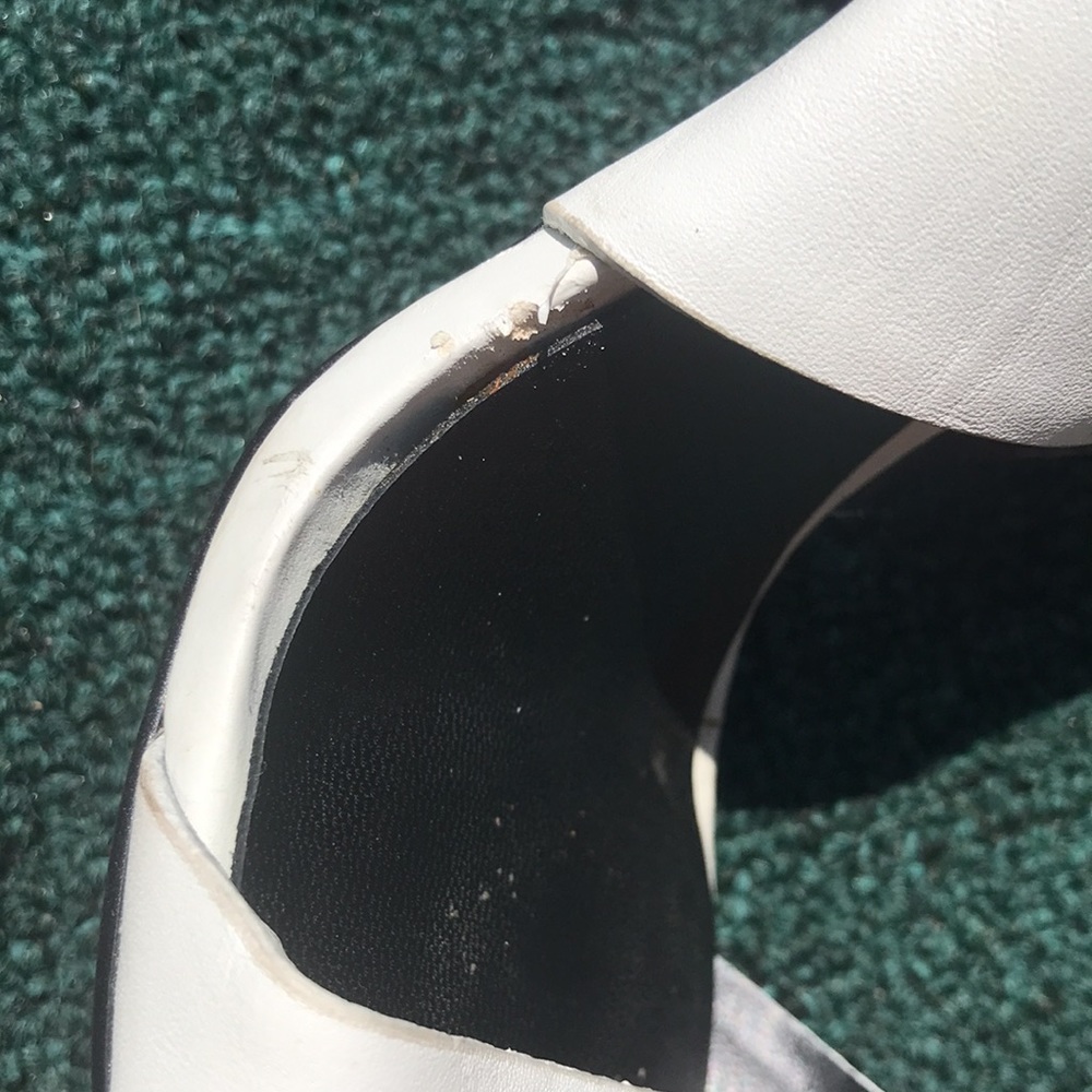 White heels with wide ankle wrap with adjustable buckle - Picture 6 of 10